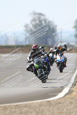 media/Sep-20-2025-TrackDaz (Sat) [[27f0cde673]]/B Group/220pm (Turn 9)/